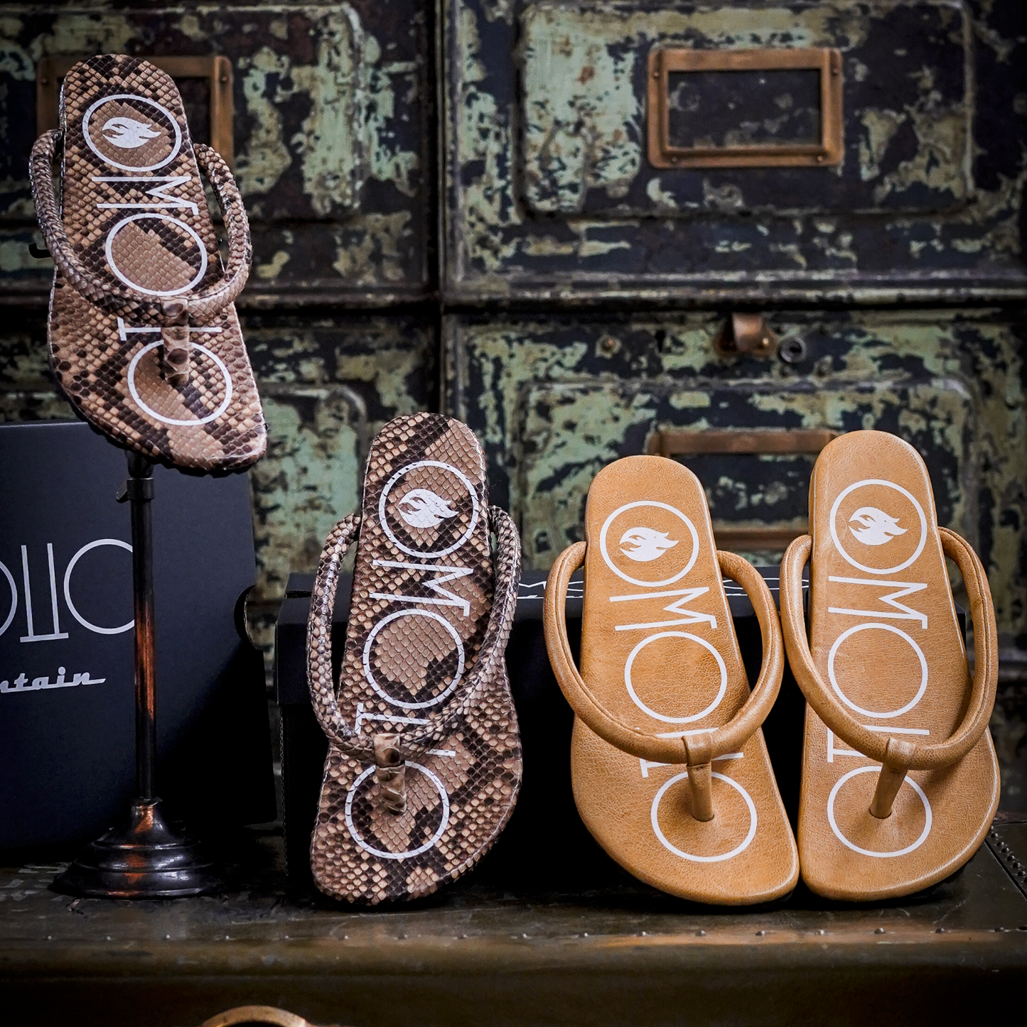 BEACH SANDALS Python