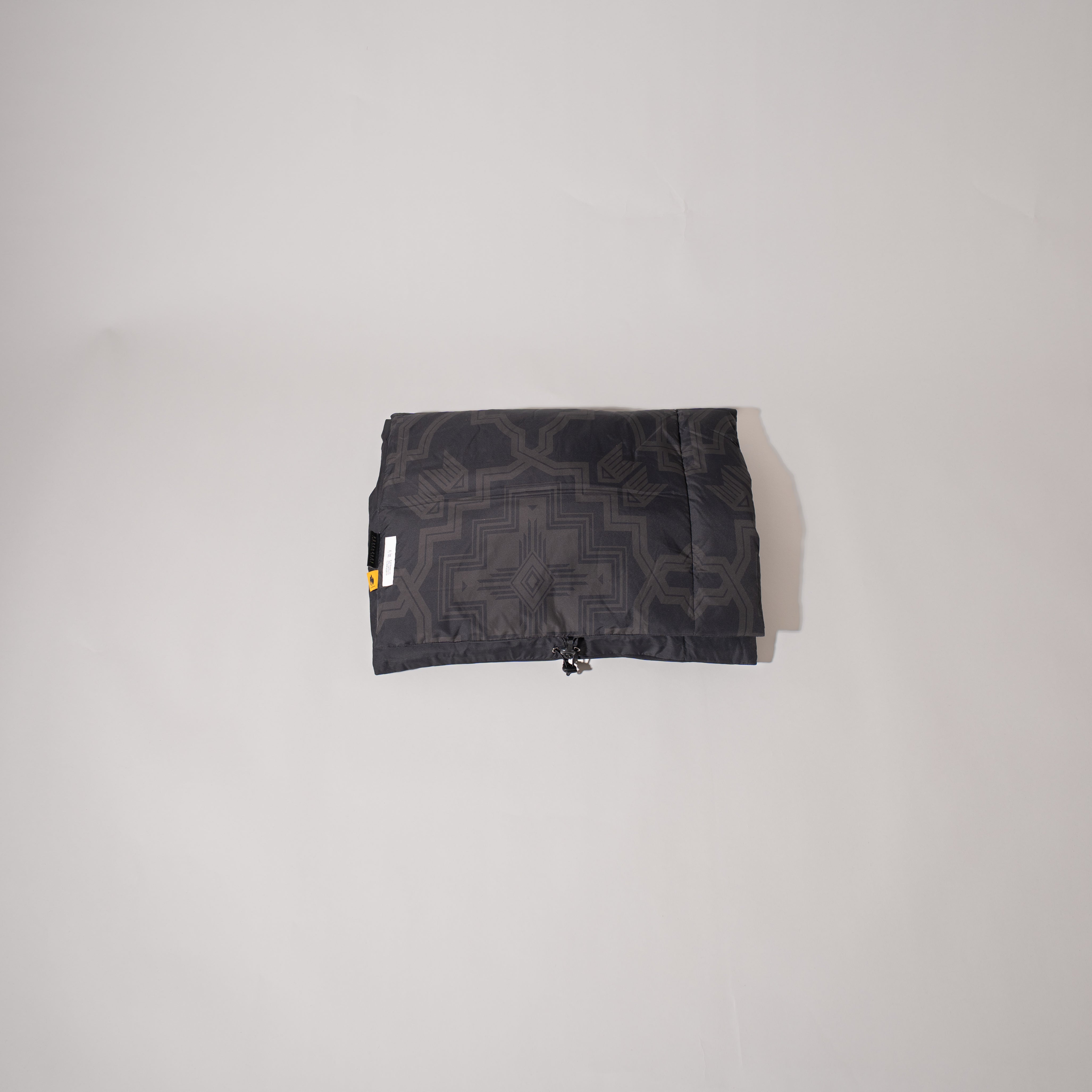 Hooded Down StoleHooded Down Stole – OLD MOUNTAIN