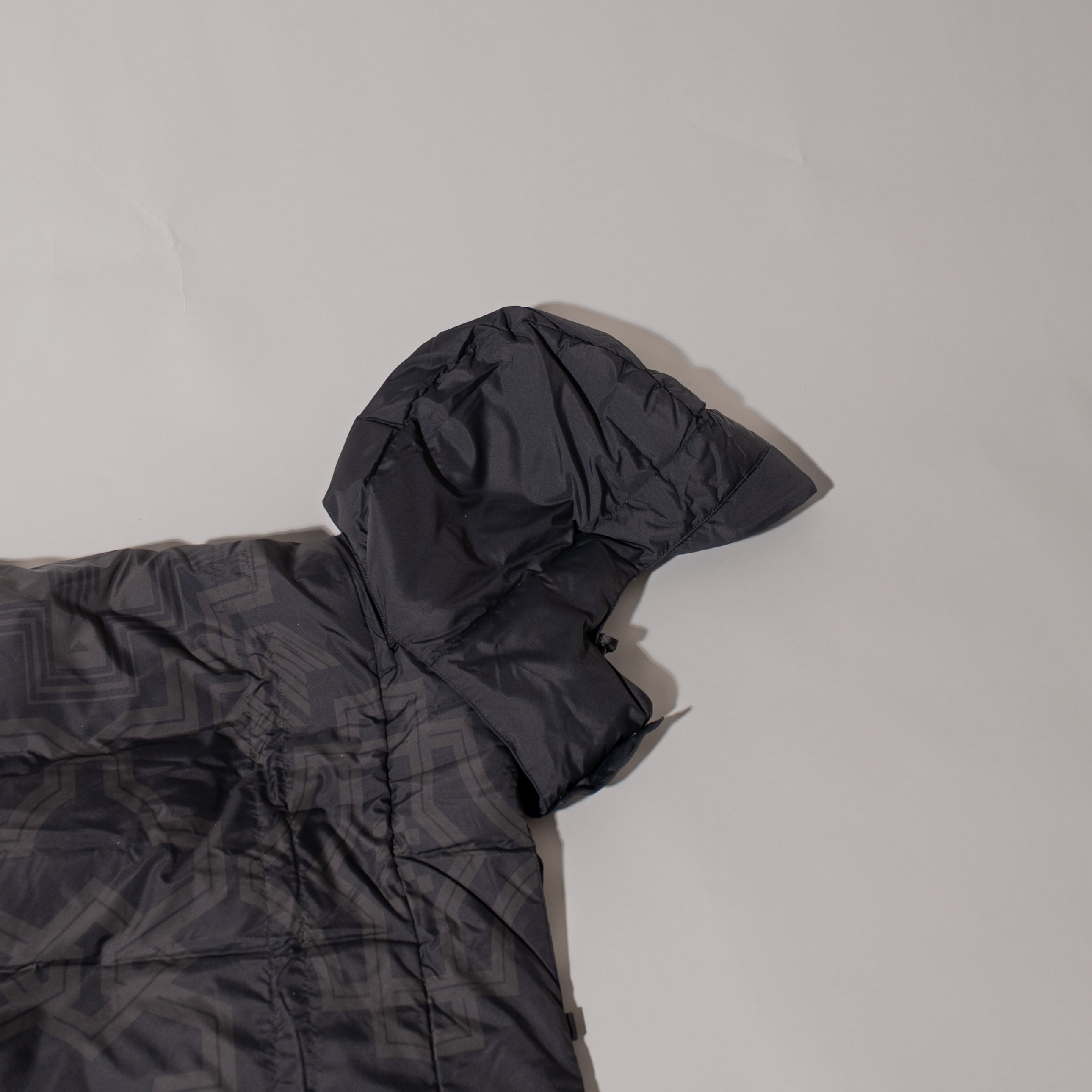 Hooded Down StoleHooded Down Stole – OLD MOUNTAIN