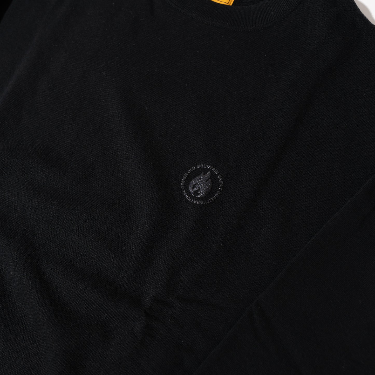 PULLOVER SWEAT
